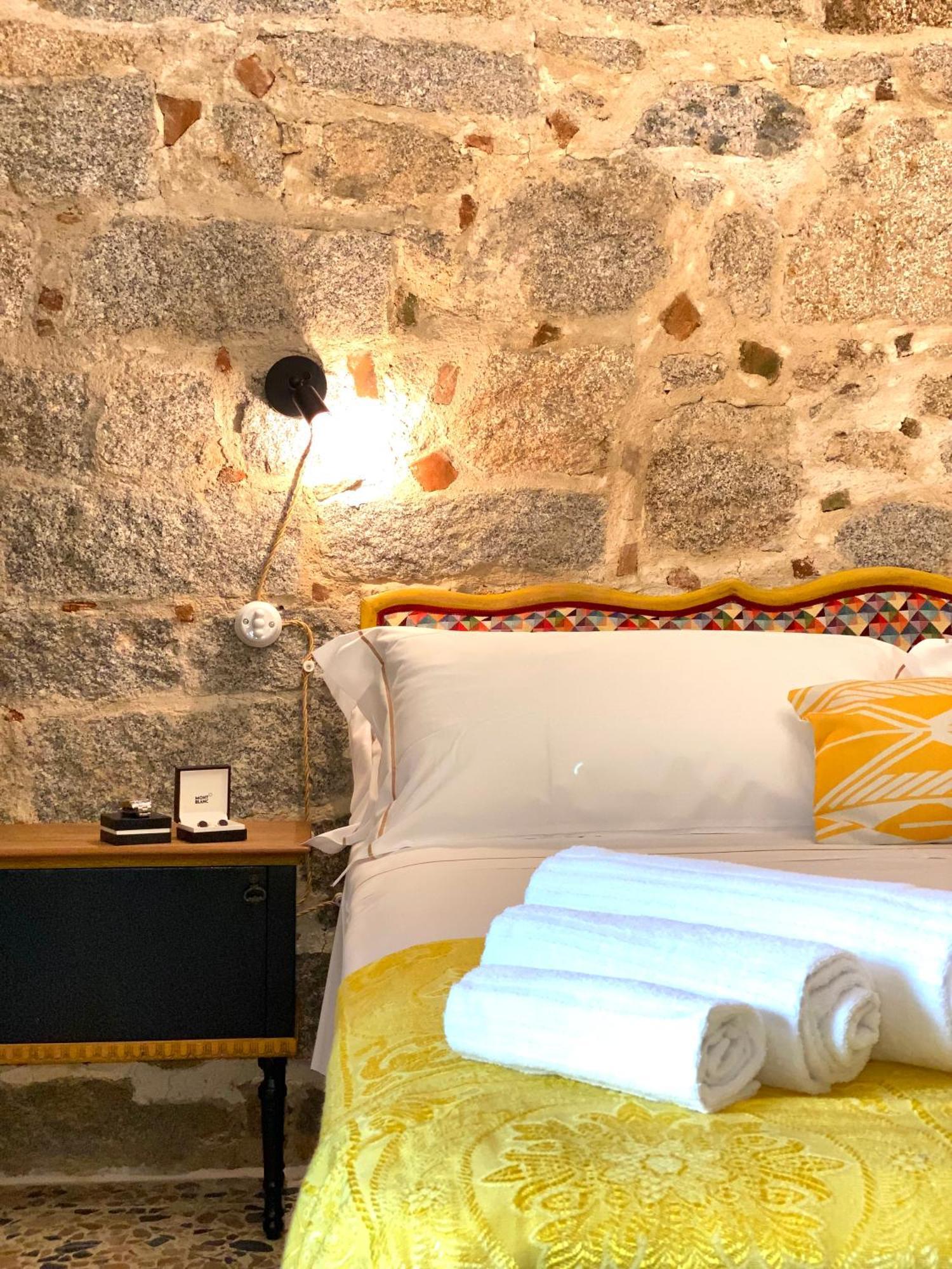 Canduleri Orgosolo Habitación foto